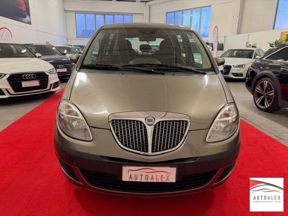 Lancia Musa 1.3 Multijet 16V 90 CV Platino (2)