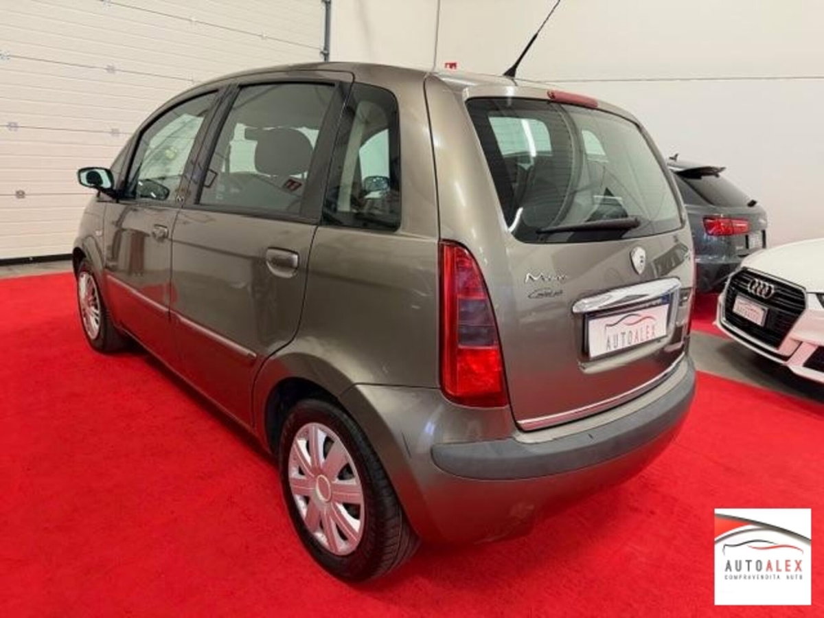 Lancia Musa 1.3 Multijet 16V 90 CV Platino (6)