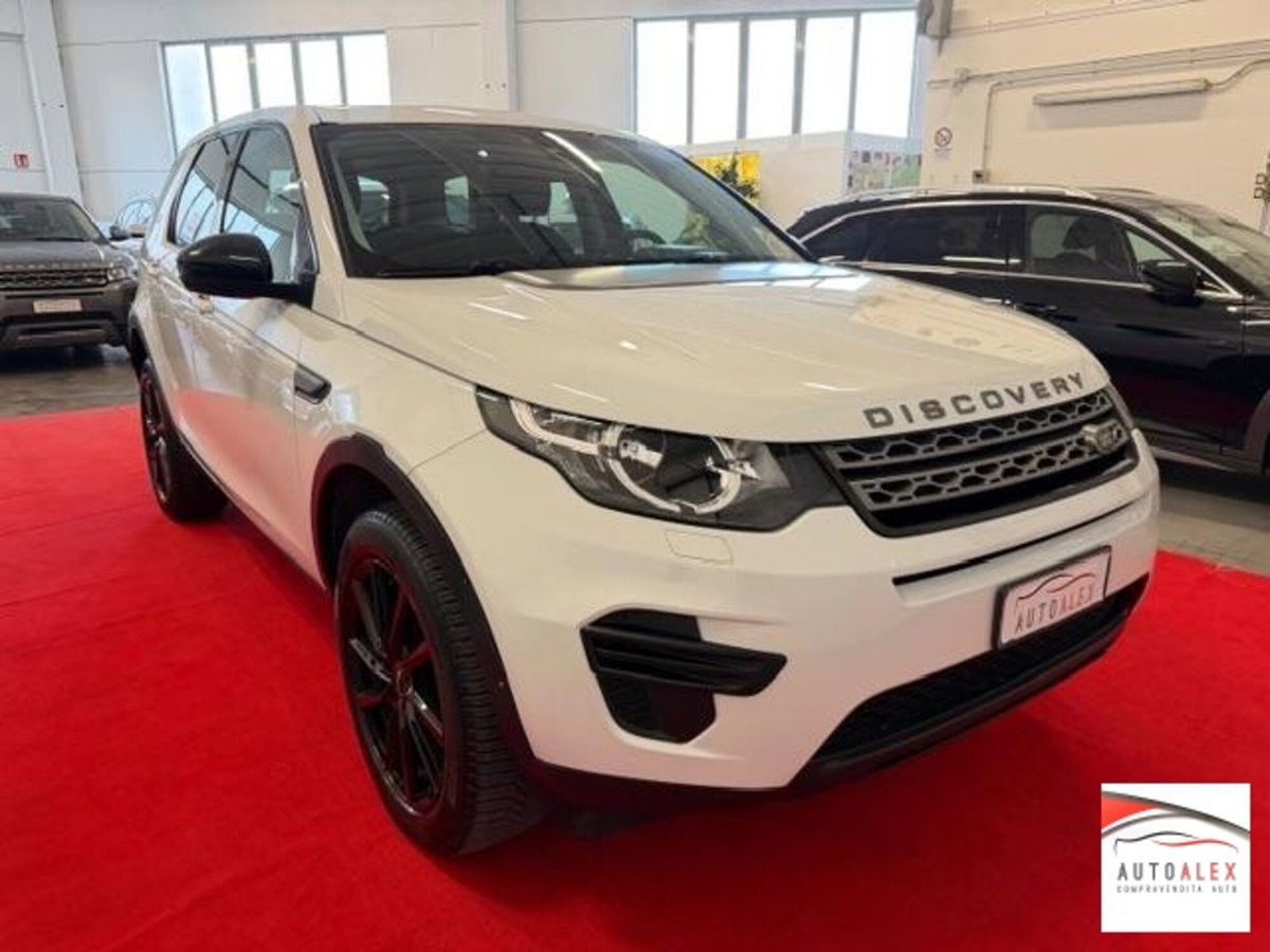 Land Rover Discovery Sport 2.0 TD4 150 CV HSE Luxury (3)
