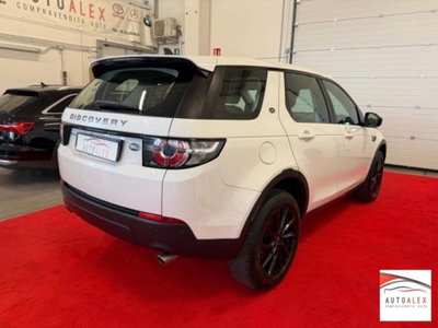 Land Rover Discovery Sport 2.0 TD4 150 CV HSE Luxury (4)