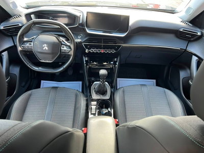 Peugeot 2008 BlueHDi 110 S&S Allure Pack (13)