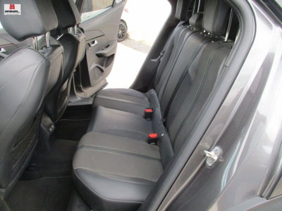 Peugeot 2008 PureTech 130 S&S GT (15)