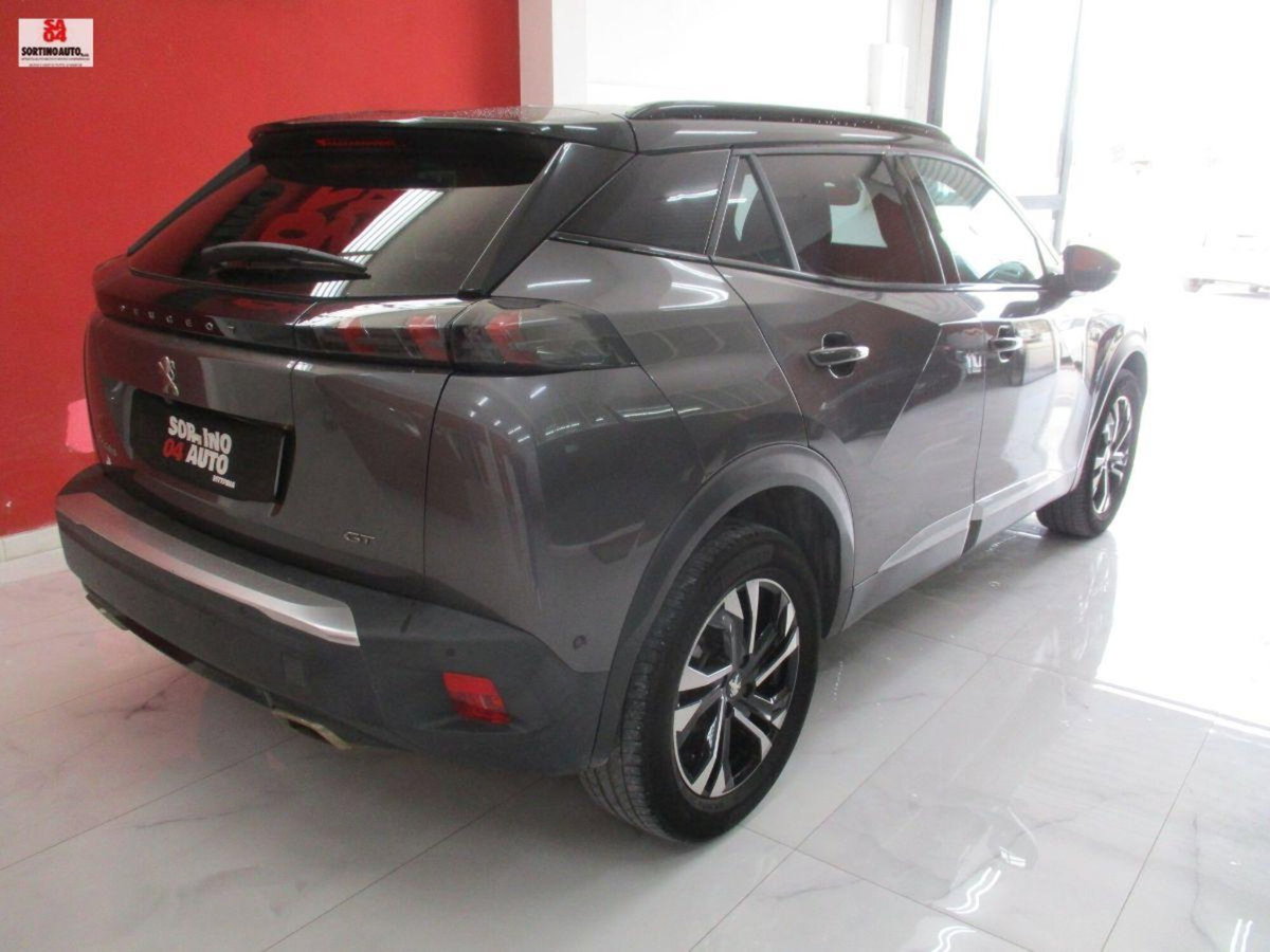 Peugeot 2008 PureTech 130 S&S GT (2)