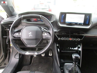 Peugeot 2008 PureTech 130 S&S GT (9)
