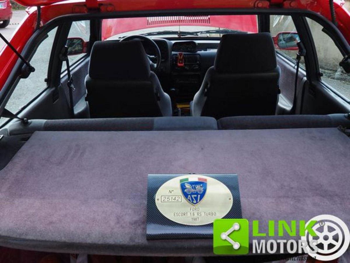 Ford Escort 1.6i turbo RS (10)