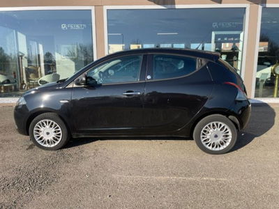Lancia Ypsilon 1.2 69 CV 5 porte GPL Ecochic Gold usata