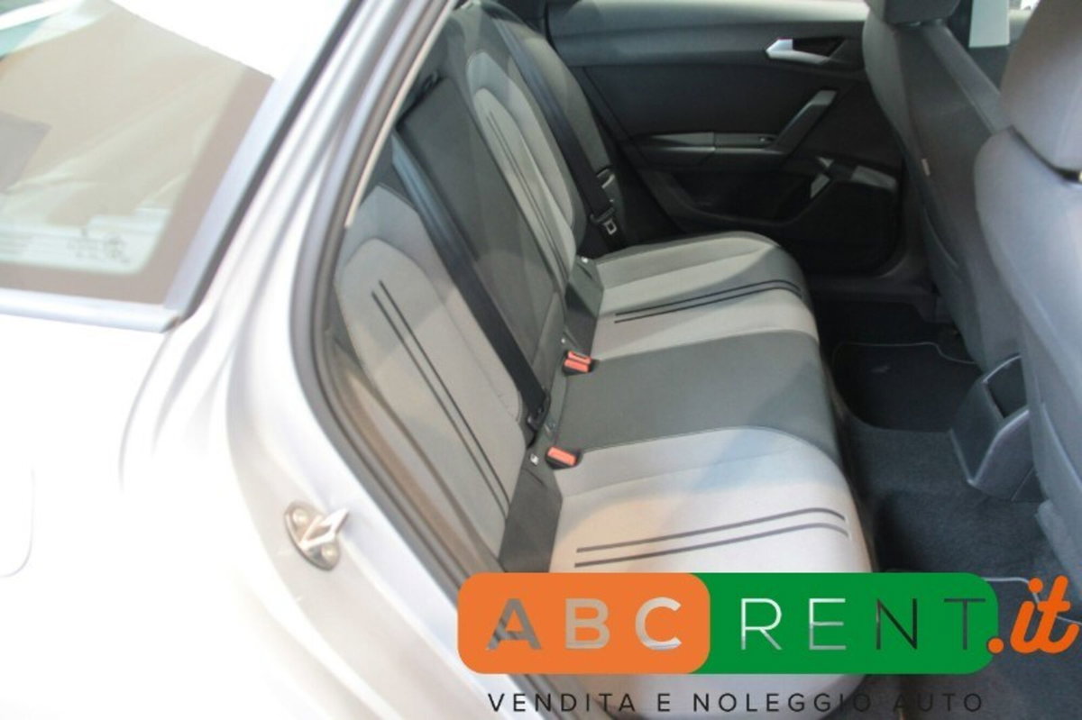 SEAT Leon ST Sportstourer 2.0 tdi Style 150cv dsg (13)