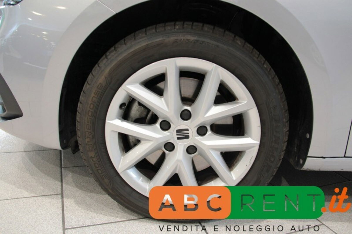 SEAT Leon ST Sportstourer 2.0 tdi Style 150cv dsg (3)