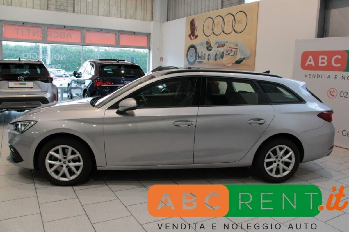 SEAT Leon ST Sportstourer 2.0 tdi Style 150cv dsg (4)