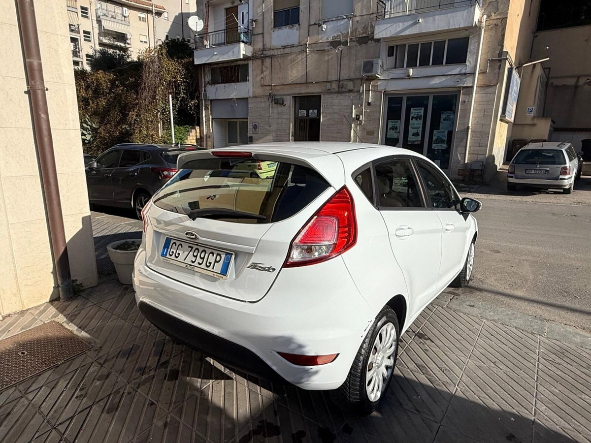 Ford Fiesta 1.4 5 porte Bz.- GPL Titanium (12)