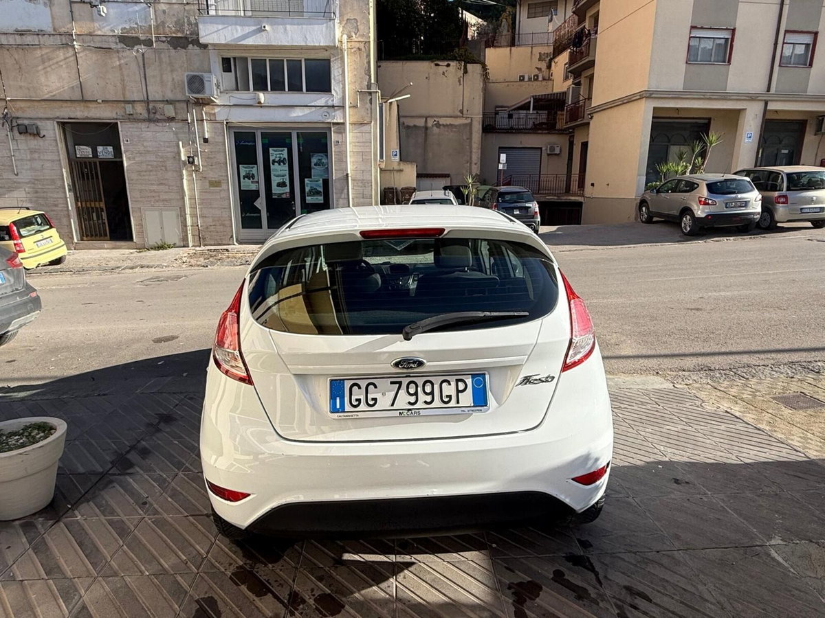 Ford Fiesta 1.4 5 porte Bz.- GPL Titanium (13)