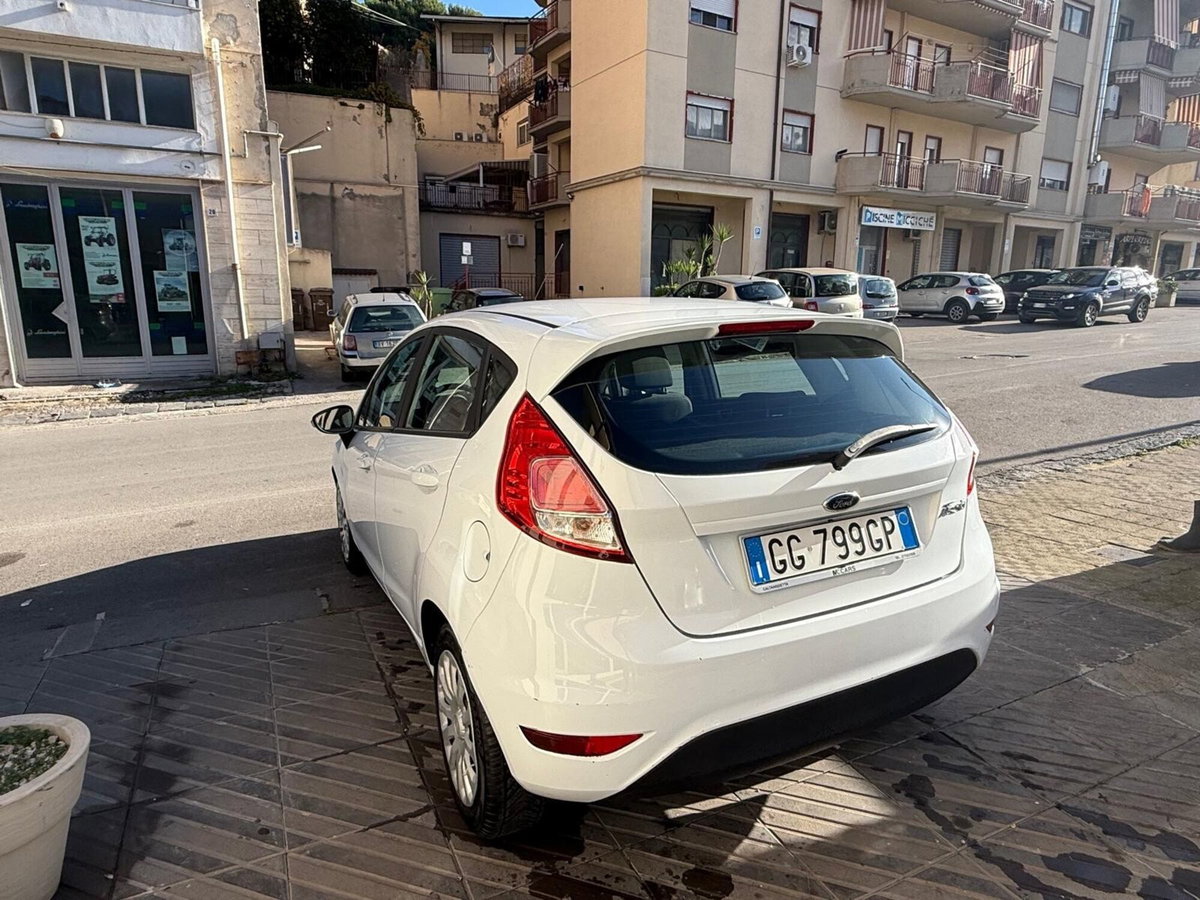 Ford Fiesta 1.4 5 porte Bz.- GPL Titanium (14)
