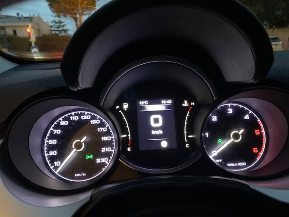 Fiat 500X 1.3 MultiJet 95 CV Club (12)