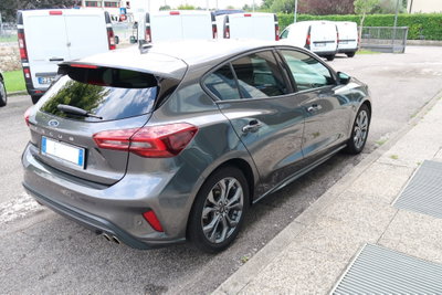 Ford Focus 1.5 EcoBlue 115 CV automatico 5p. ST-Line Style (5)