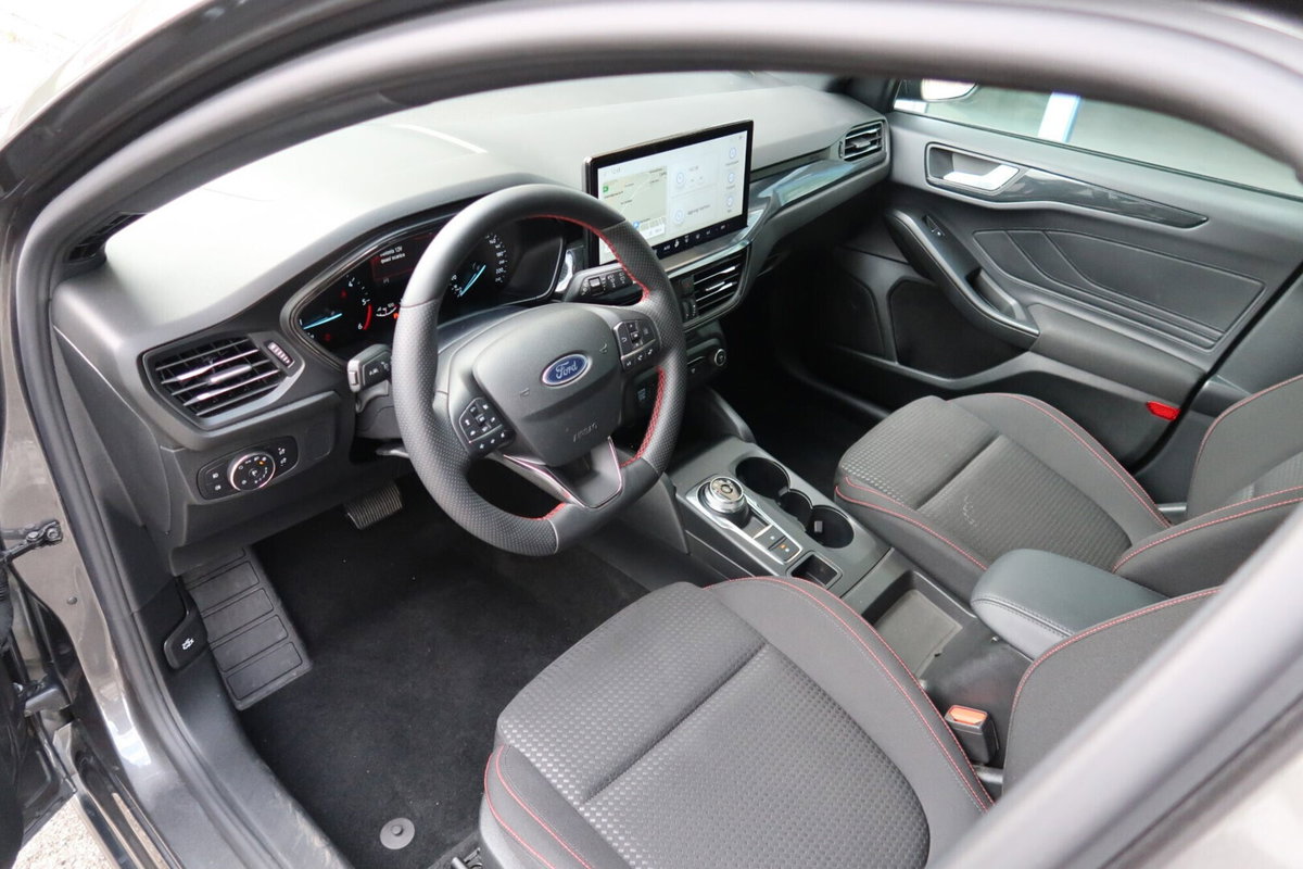Ford Focus 1.5 EcoBlue 115 CV automatico 5p. ST-Line Style (7)