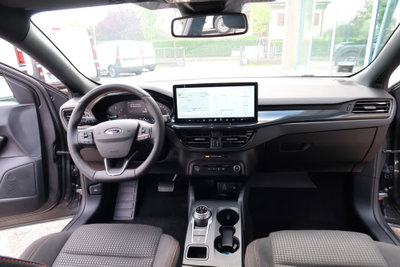 Ford Focus 1.5 EcoBlue 115 CV automatico 5p. ST-Line Style (9)