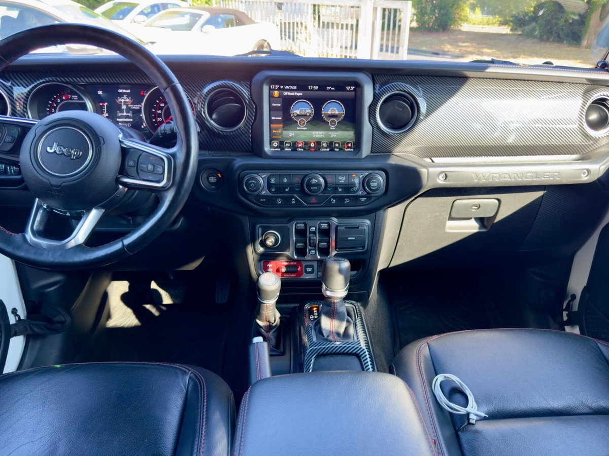 Jeep Wrangler Unlimited 2.0 Turbo Sahara (7)