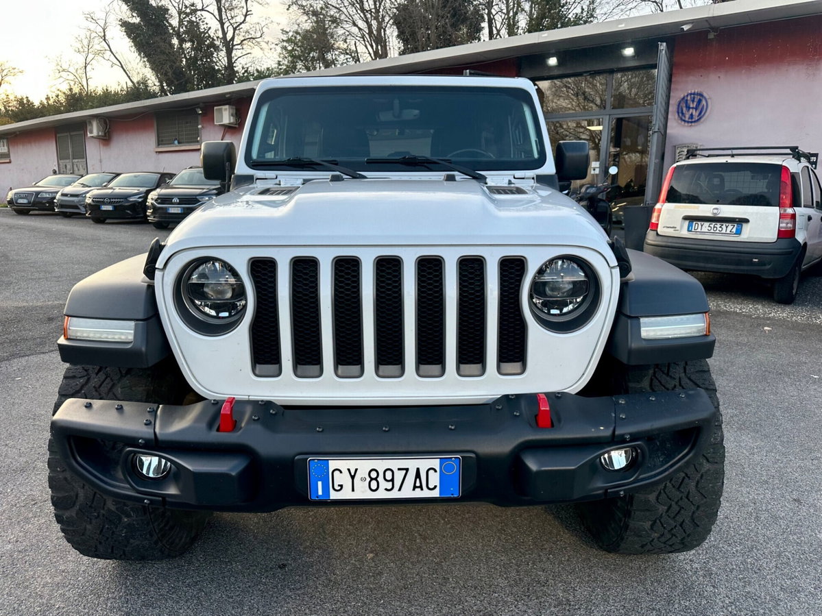 Jeep Wrangler Unlimited 2.0 Turbo Sahara (2)