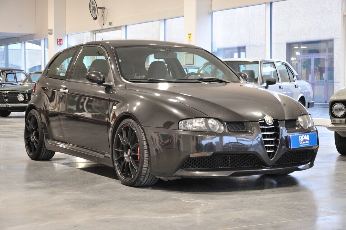 Alfa Romeo 147 3.2i V6 24V cat 3 porte GTA (6)
