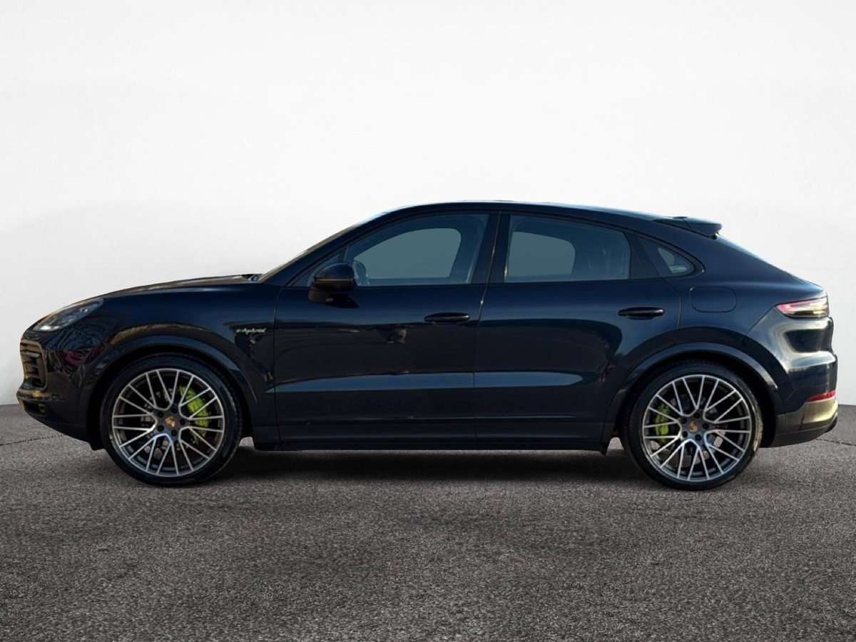 Porsche Cayenne Coupé 3.0 V6 E-Hybrid (2)
