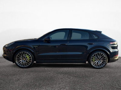 Porsche Cayenne Coupé 3.0 V6 E-Hybrid (2)