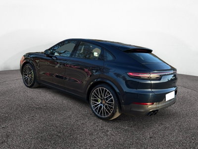Porsche Cayenne Coupé 3.0 V6 E-Hybrid (3)