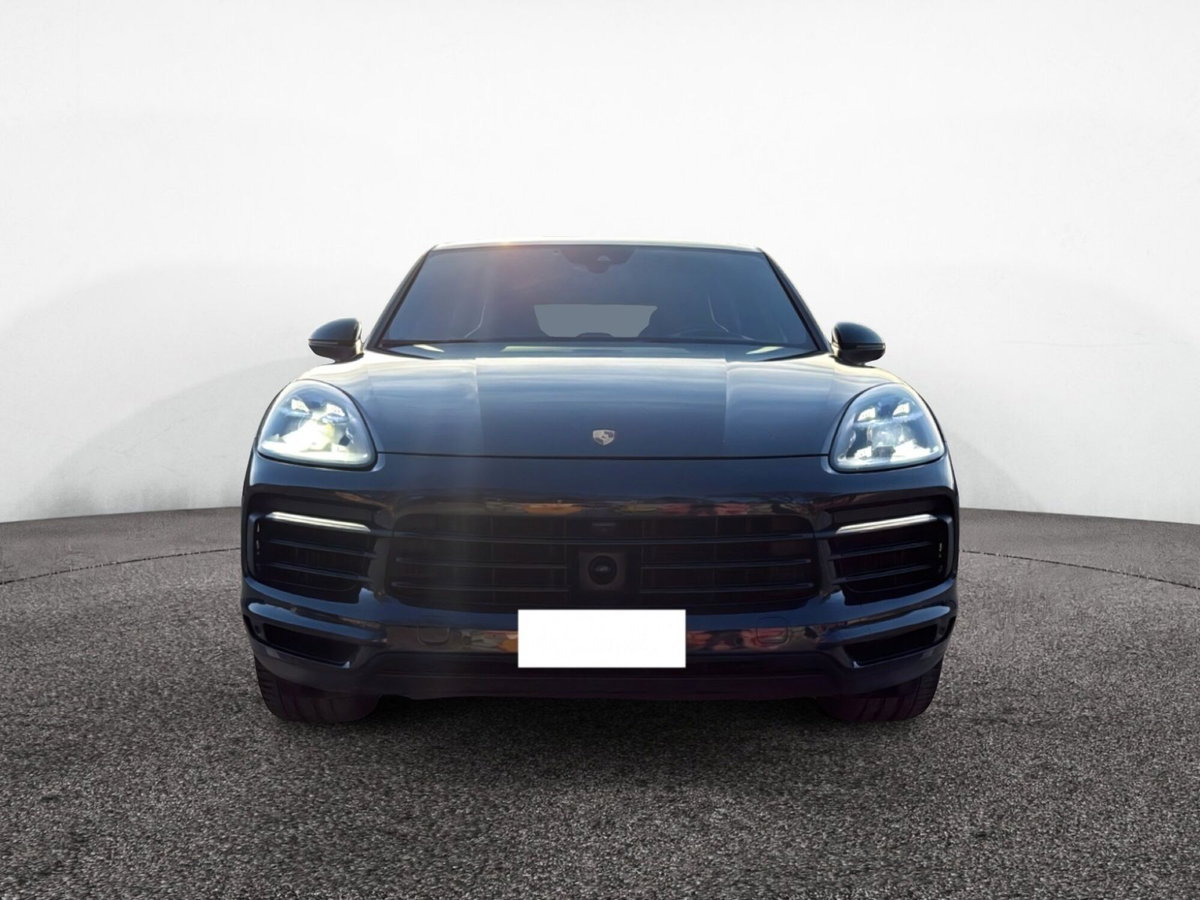 Porsche Cayenne Coupé 3.0 V6 E-Hybrid (5)