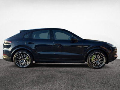 Porsche Cayenne Coupé 3.0 V6 E-Hybrid (7)