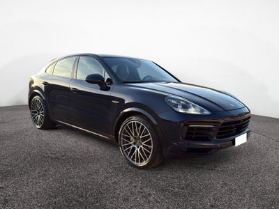 Porsche Cayenne Coupé 3.0 V6 E-Hybrid (8)
