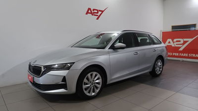 Skoda Octavia Station Wagon 2.0 tdi Selection 150cv dsg usata