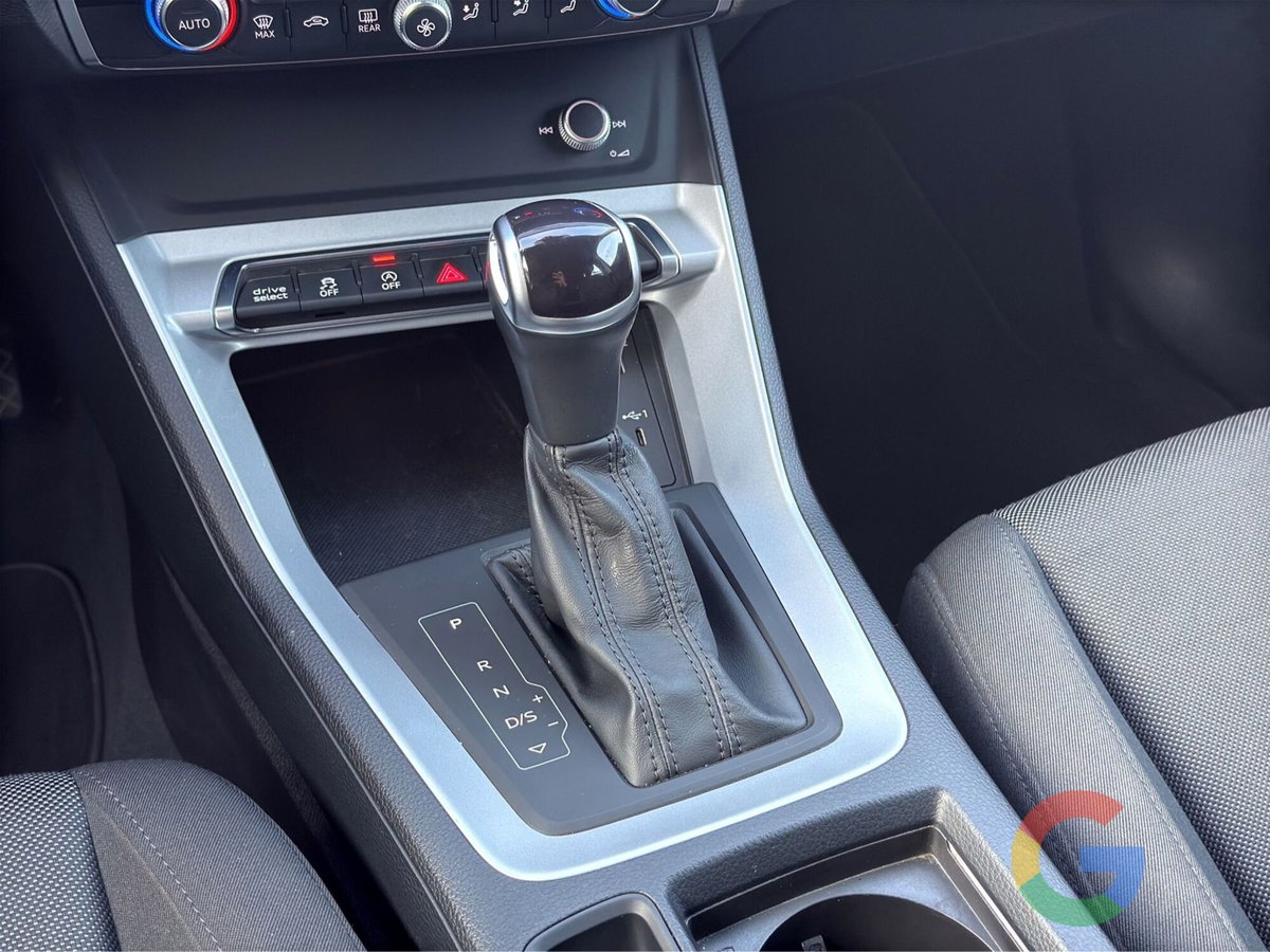 Audi Q3 Sportback 2.0 tdi Business 150cv s-tronic (12)