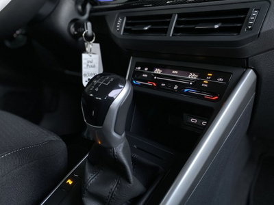 Volkswagen Polo 1.0 EVO (12)