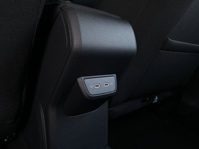 Volkswagen Polo 1.0 EVO (16)
