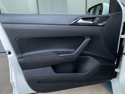 Volkswagen Polo 1.0 EVO (17)