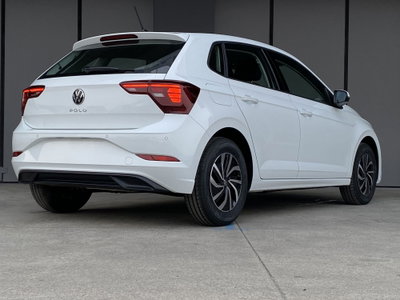 Volkswagen Polo 1.0 EVO (6)