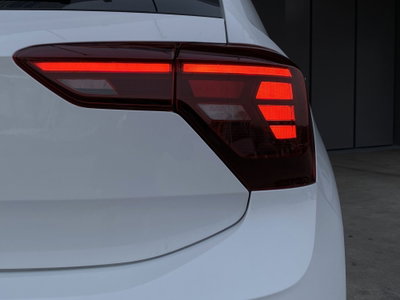 Volkswagen Polo 1.0 EVO (9)