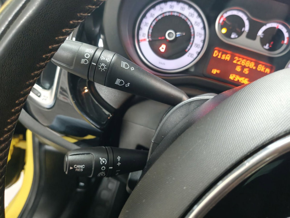 Fiat 500L 1.4 95 CV Trekking (11)