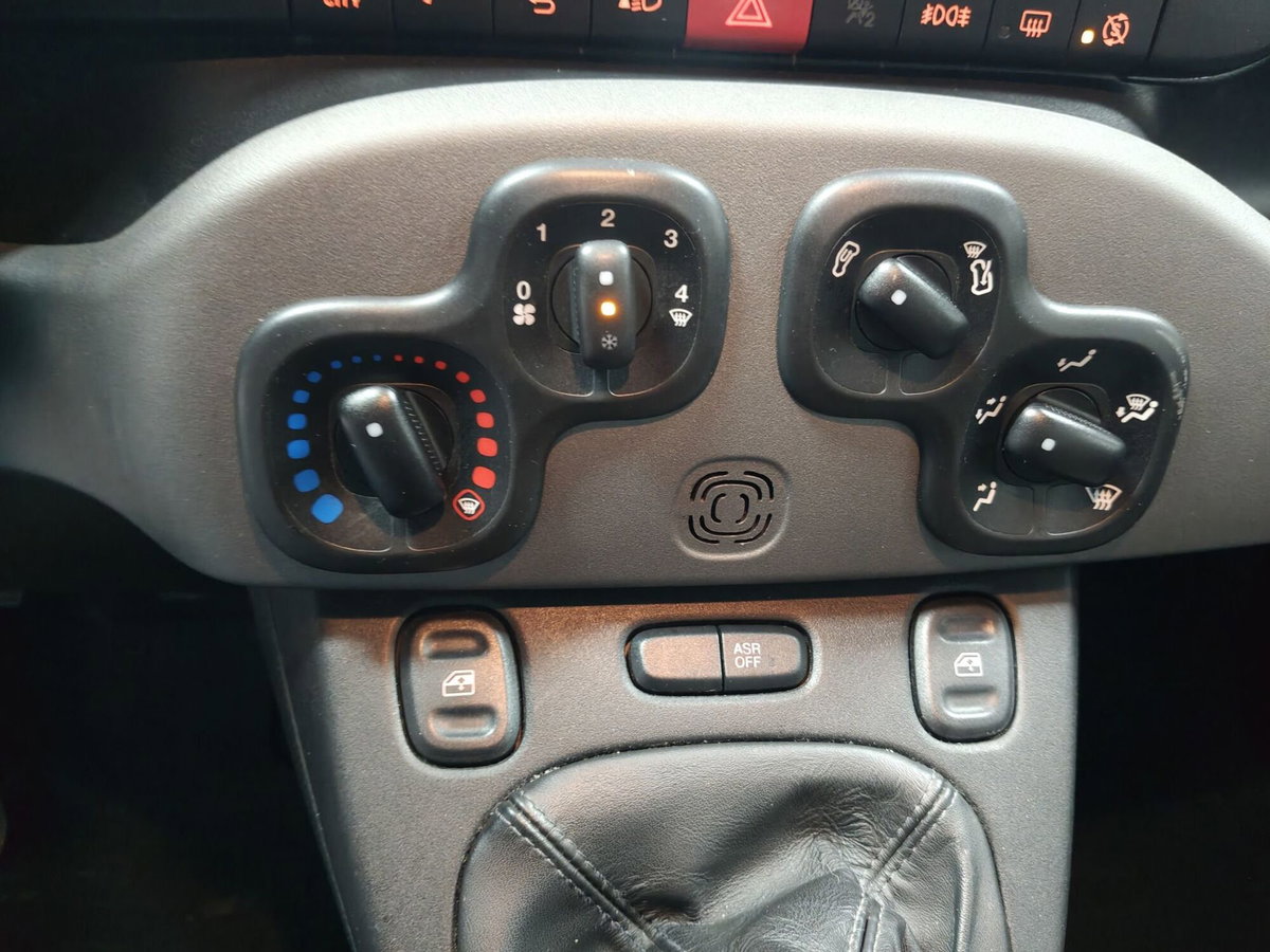 Fiat Panda 1.3 MJT 95 CV S&S Lounge (10)