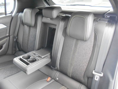 Peugeot 308 BlueHDi 130 S&S EAT8 GT Pack (14)