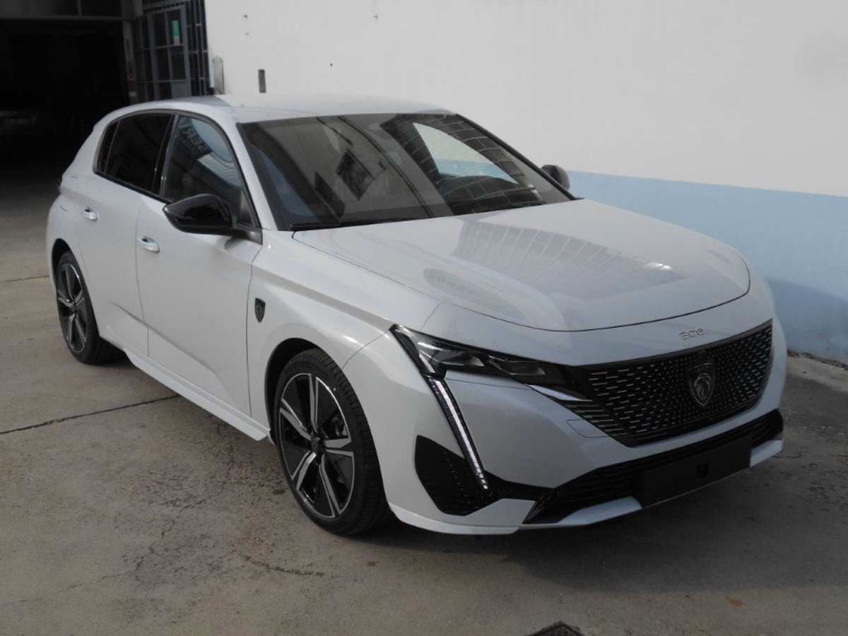 Peugeot 308 BlueHDi 130 S&S EAT8 GT Pack (16)