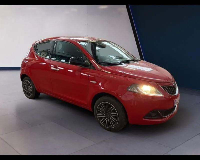 Lancia Ypsilon 1.0 FireFly 5 porte S&S Hybrid Gold Plus