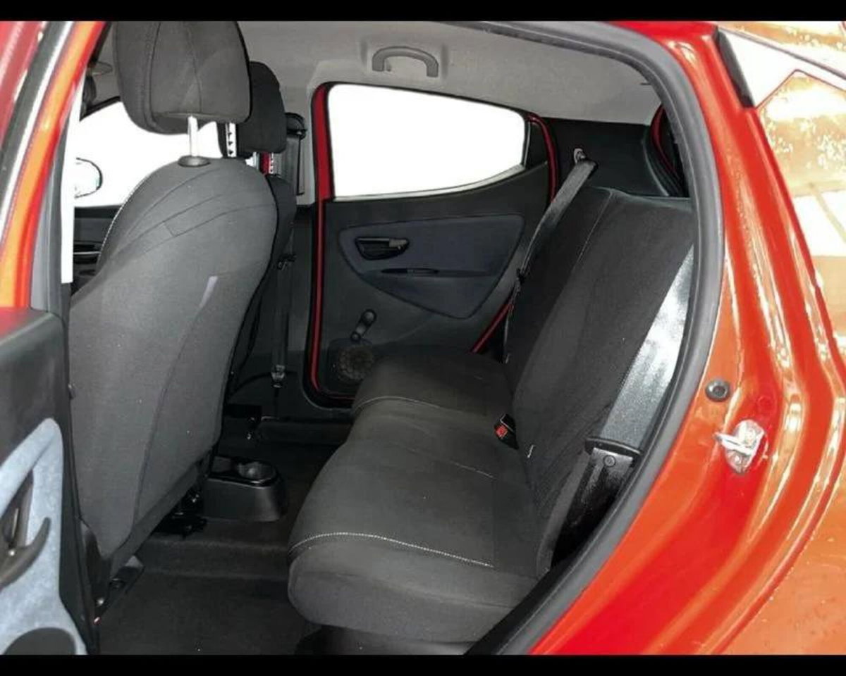 Lancia Ypsilon 1.0 FireFly 5 porte S&S Hybrid Gold Plus (10)