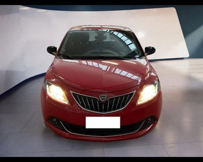 Lancia Ypsilon 1.0 FireFly 5 porte S&S Hybrid Gold Plus (2)