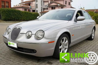 Jaguar S-Type 2.5 V6 cat Classic usata