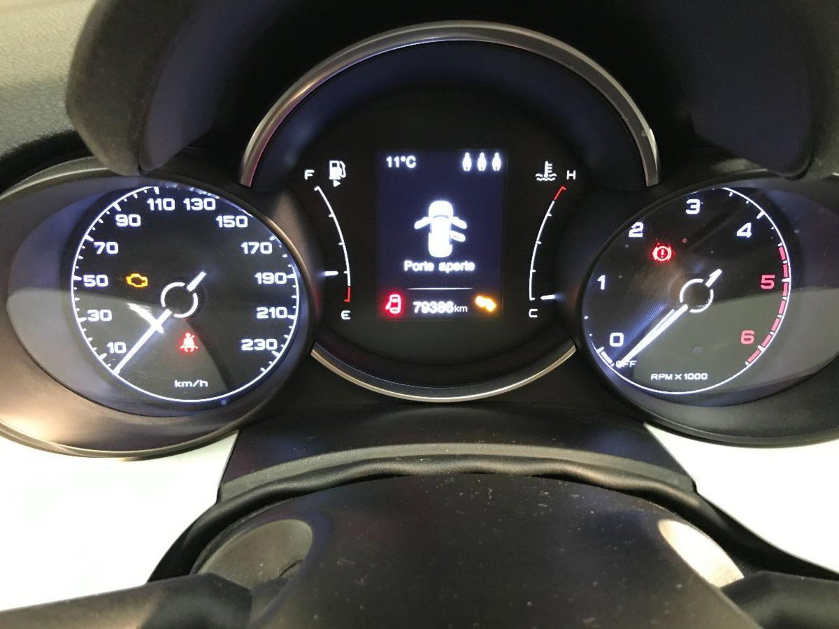 Fiat 500X 1.3 MultiJet 95 CV City Cross (9)