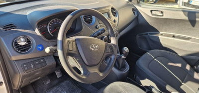 Hyundai i10 1.0 LPGI Econext Login (10)