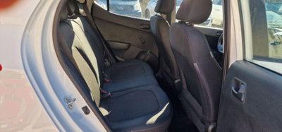 Hyundai i10 1.0 LPGI Econext Login (16)