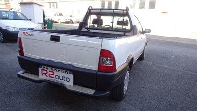 Fiat Strada 1.9 JTD Pick-up (10)