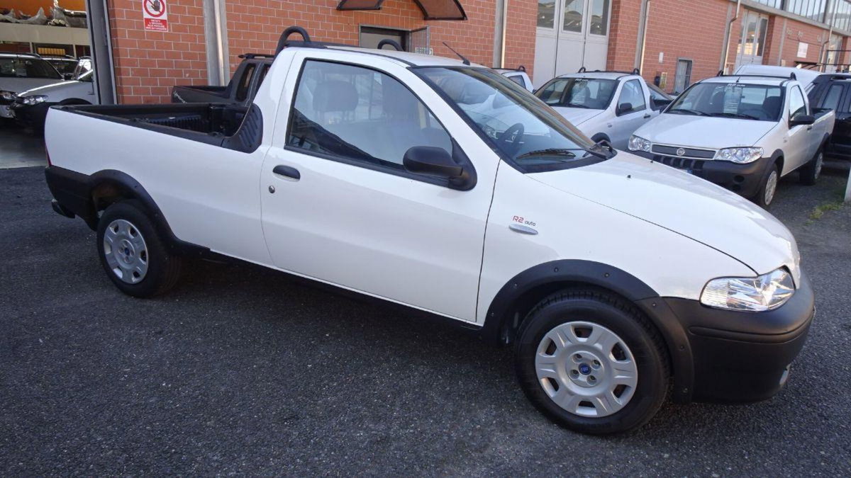 Fiat Strada 1.9 JTD Pick-up (12)