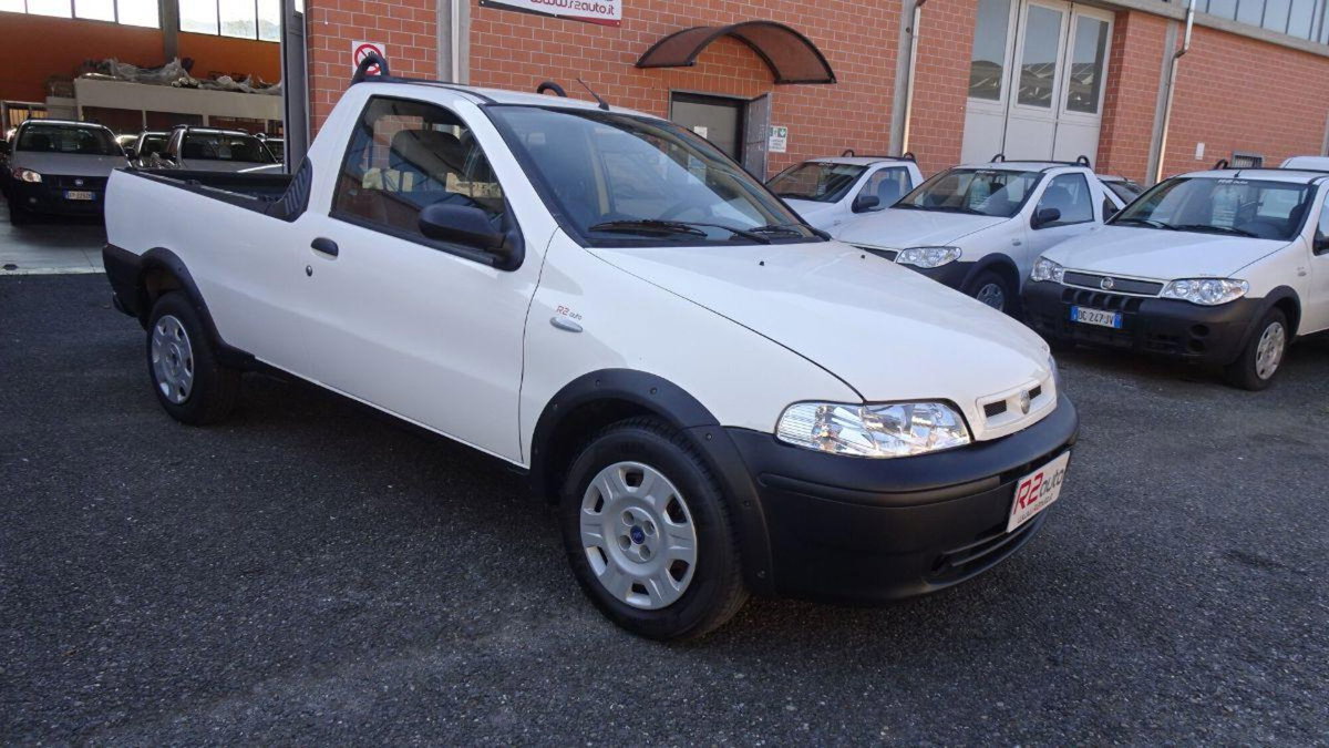 Fiat Strada 1.9 JTD Pick-up (13)